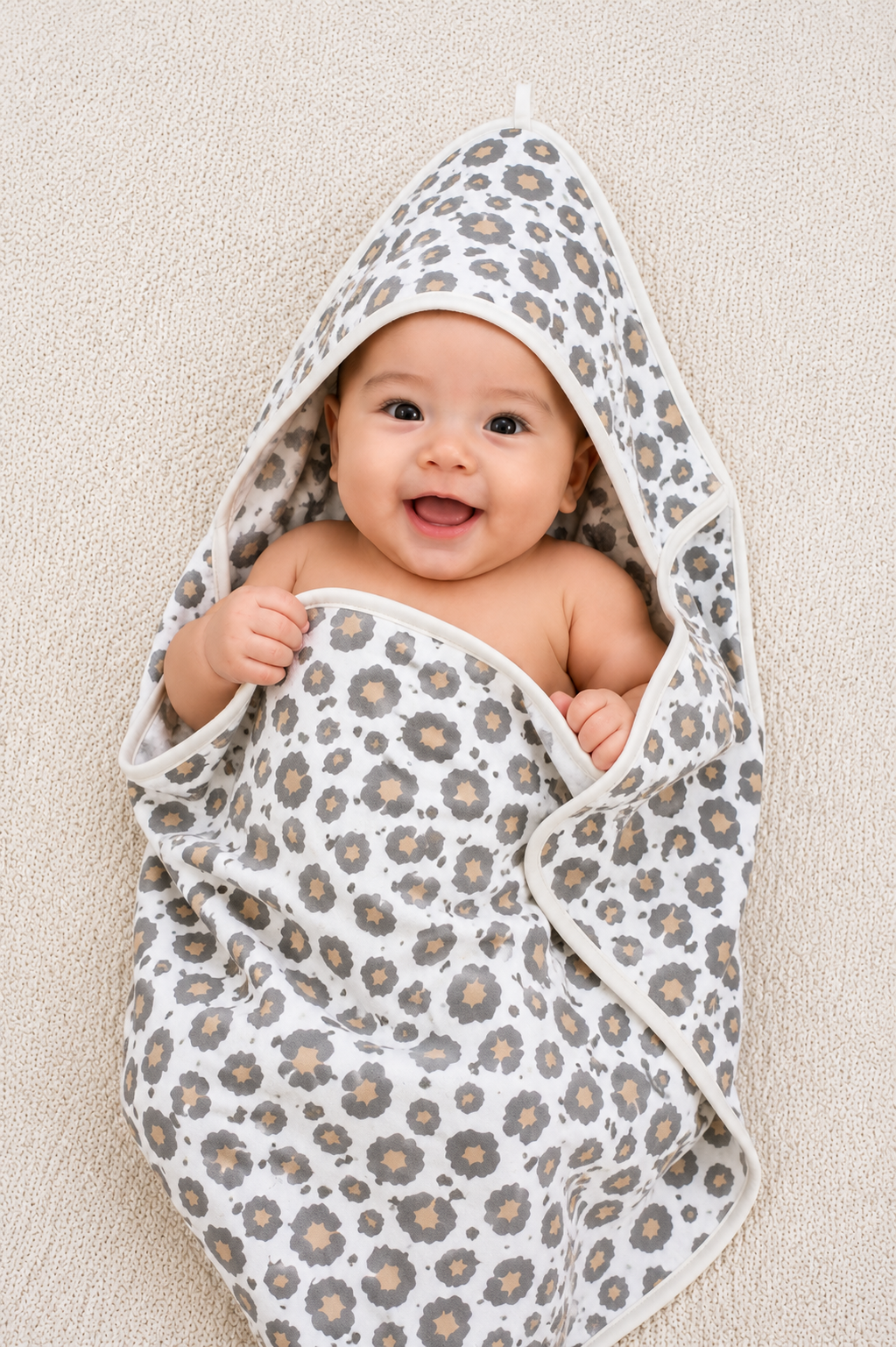 Baby Badeumhang Panther mit Namen
