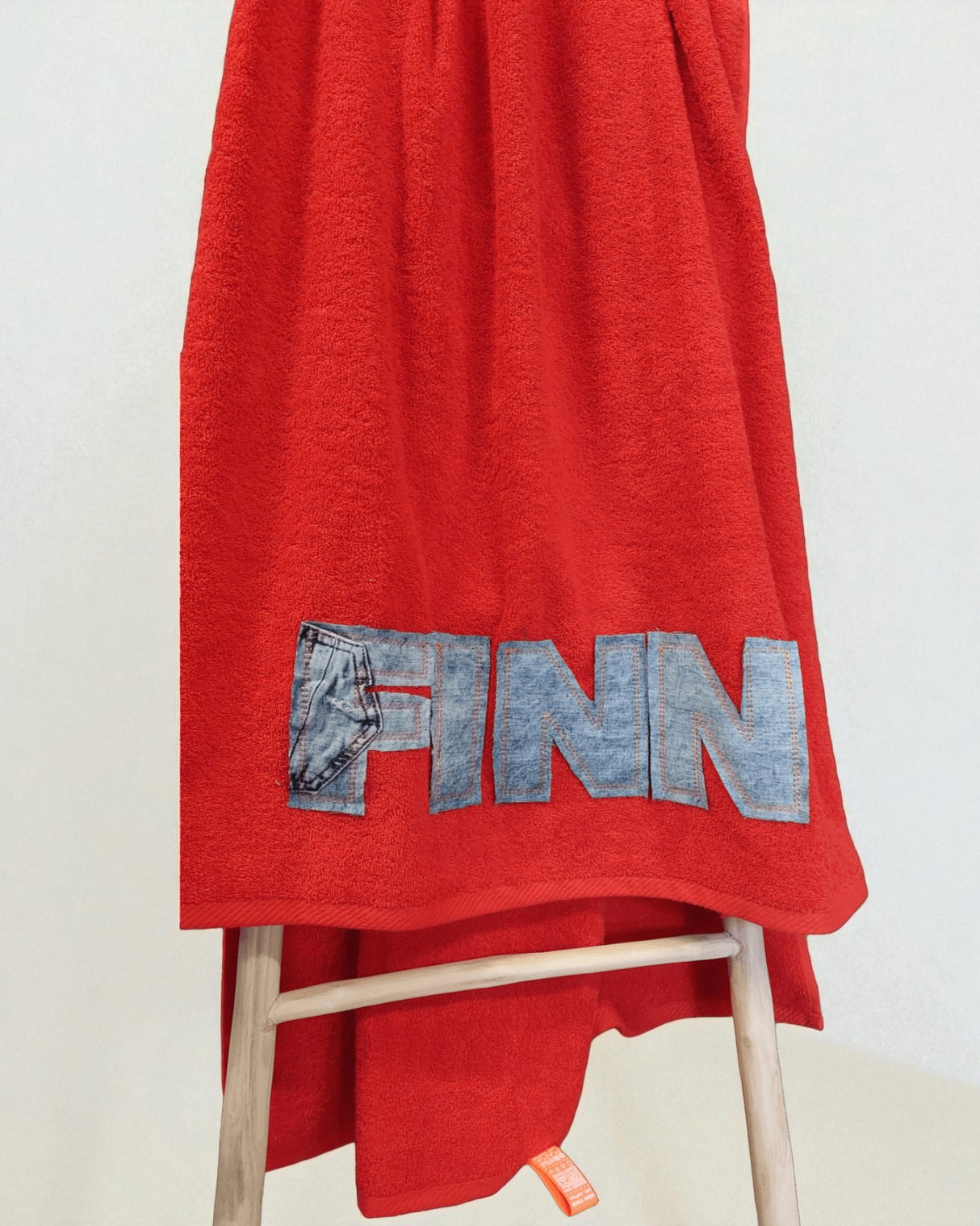 Strandtuch mit Namen Jeans