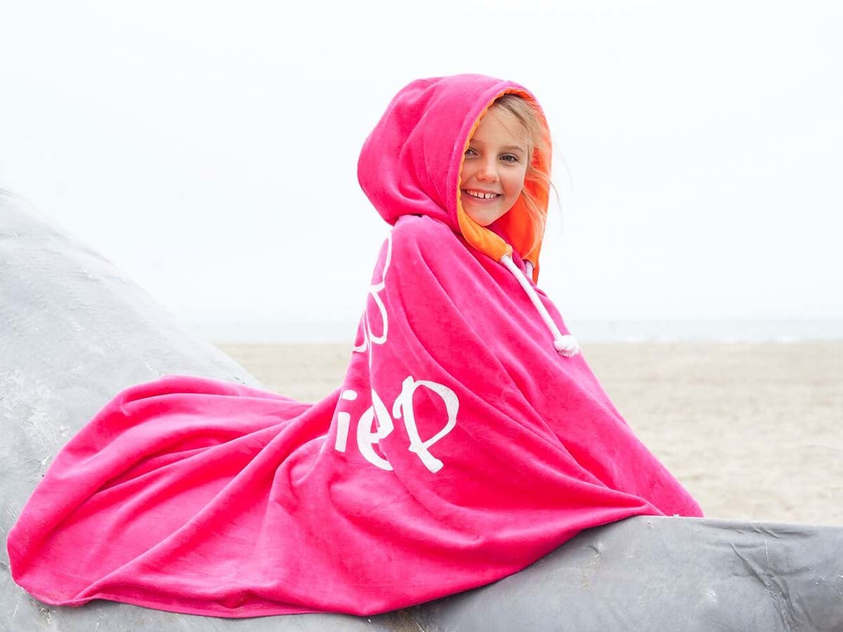 Hoodie strandlaken met naam