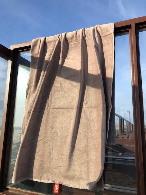 Velours strandlaken taupe