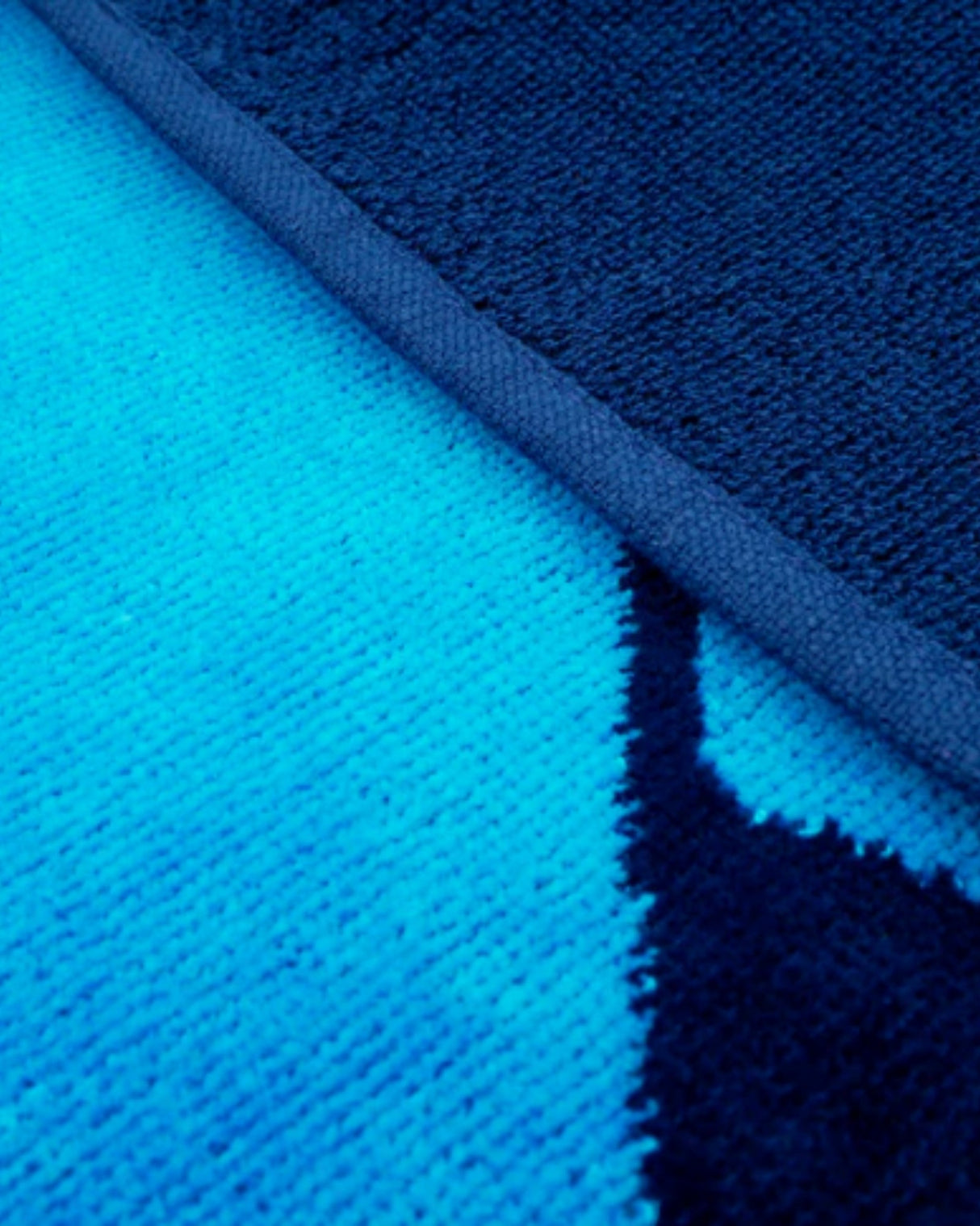 Velours beach towel Toucan