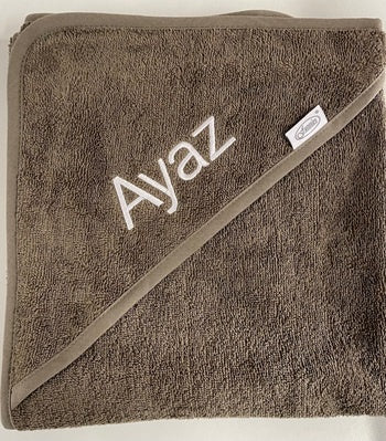 baby-handdoek-olijfgroen