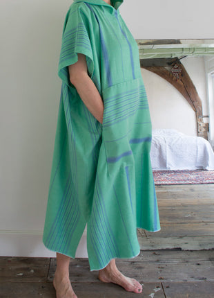 Ottomania surf poncho -jade green and ocean blue
