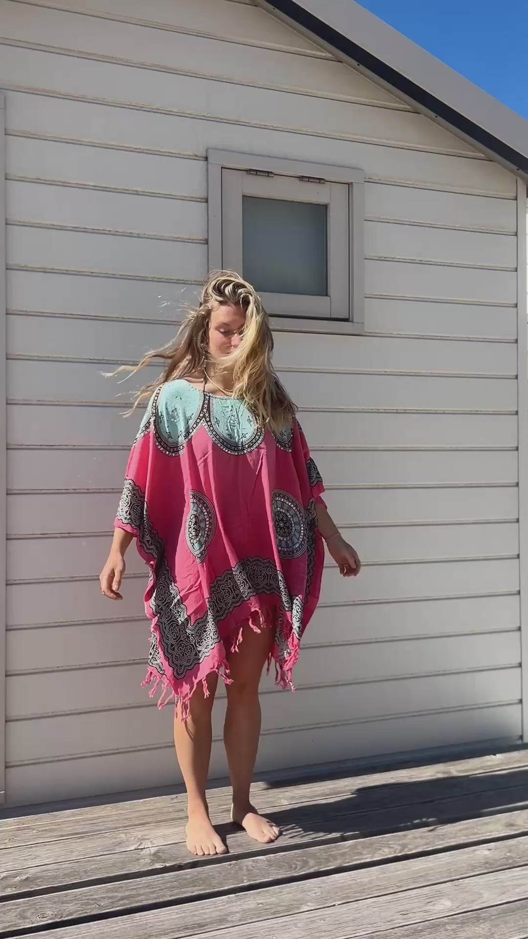 Order pink sarong dress? Delivered tomorrow before 5:00 PM – Handdoek.nl