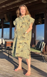 Surfponcho met camouflage print