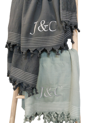 walra-hamamtowel-met-borduring antraciet en jade