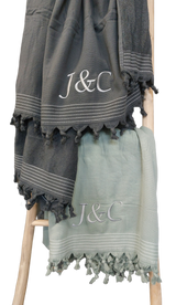 walra-hamamtowel-met-borduring antraciet en jade